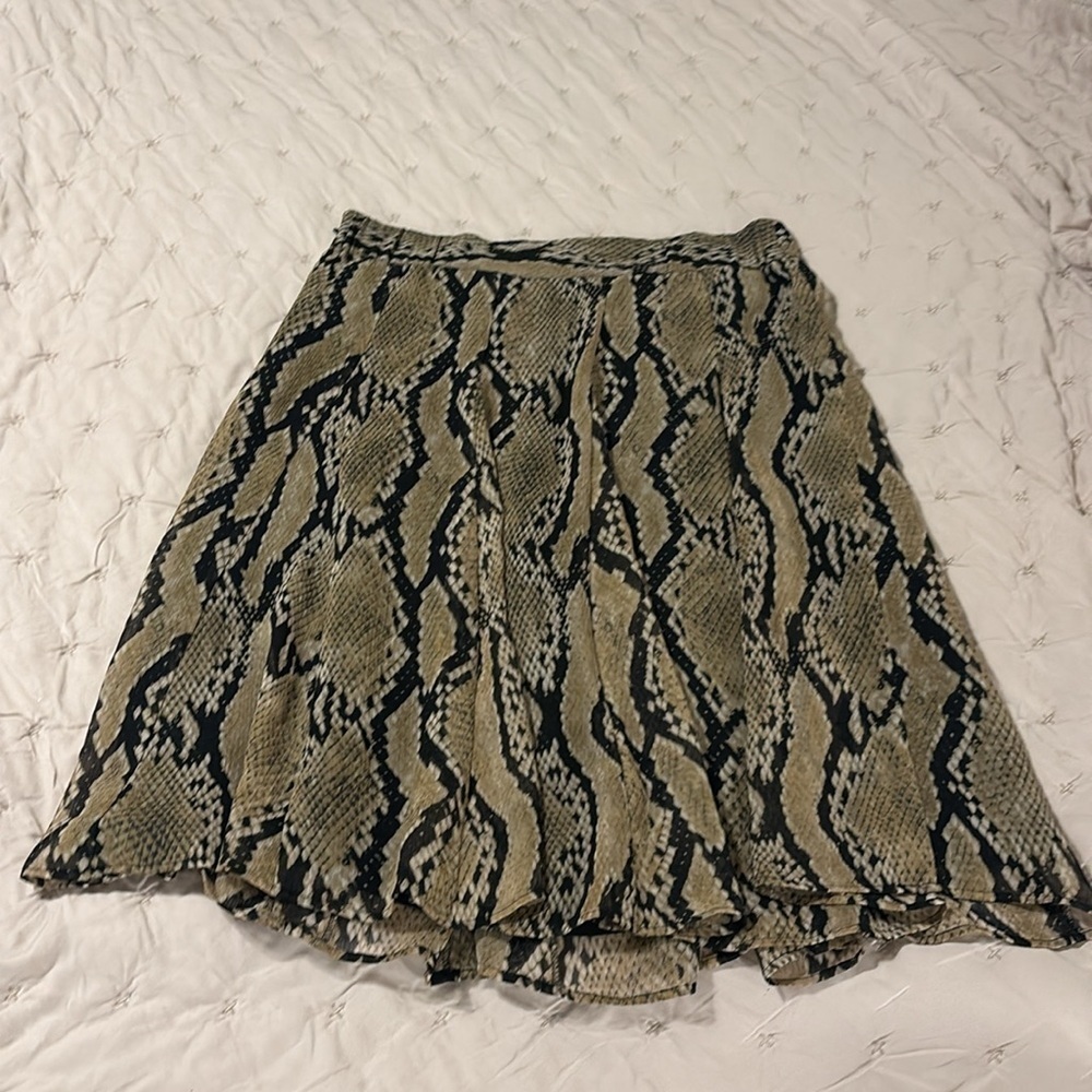 attention snake skin skirt size large - Picture 5 of 5